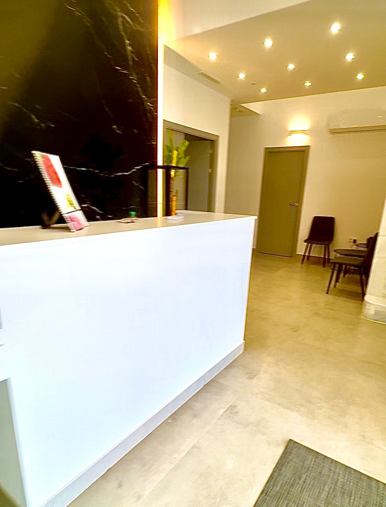Interior del tanatorio de Guillena — salas privadas